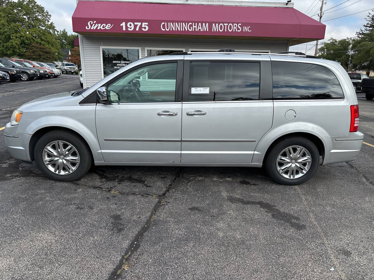 2008 CHRYSLER Town and Country