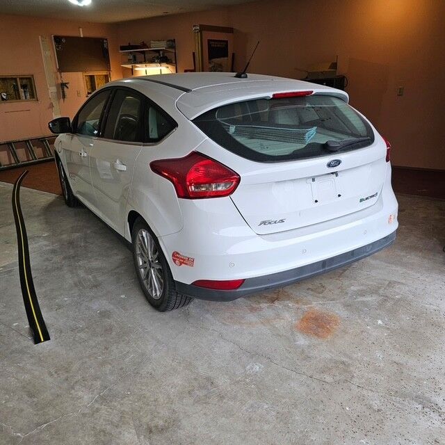 2016 FORD Focus