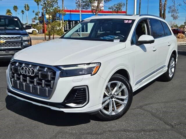 2025 AUDI Q7