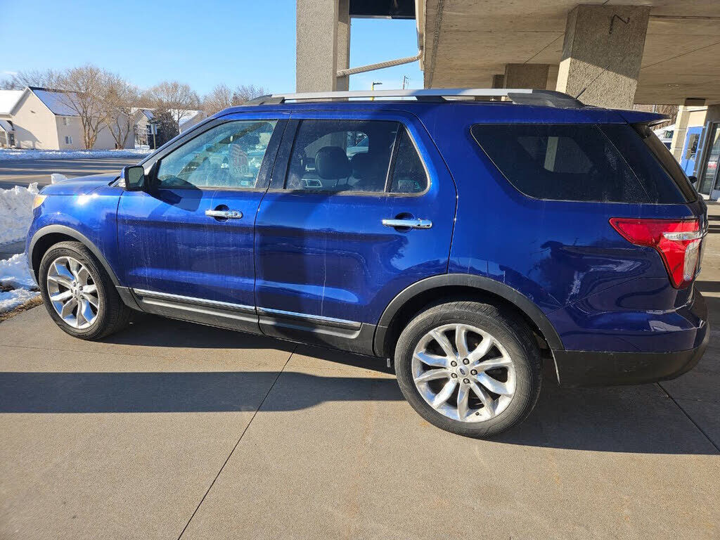 2015 FORD Explorer
