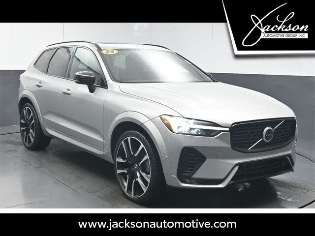 2023 VOLVO XC60