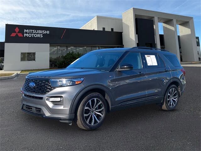 2023 FORD Explorer