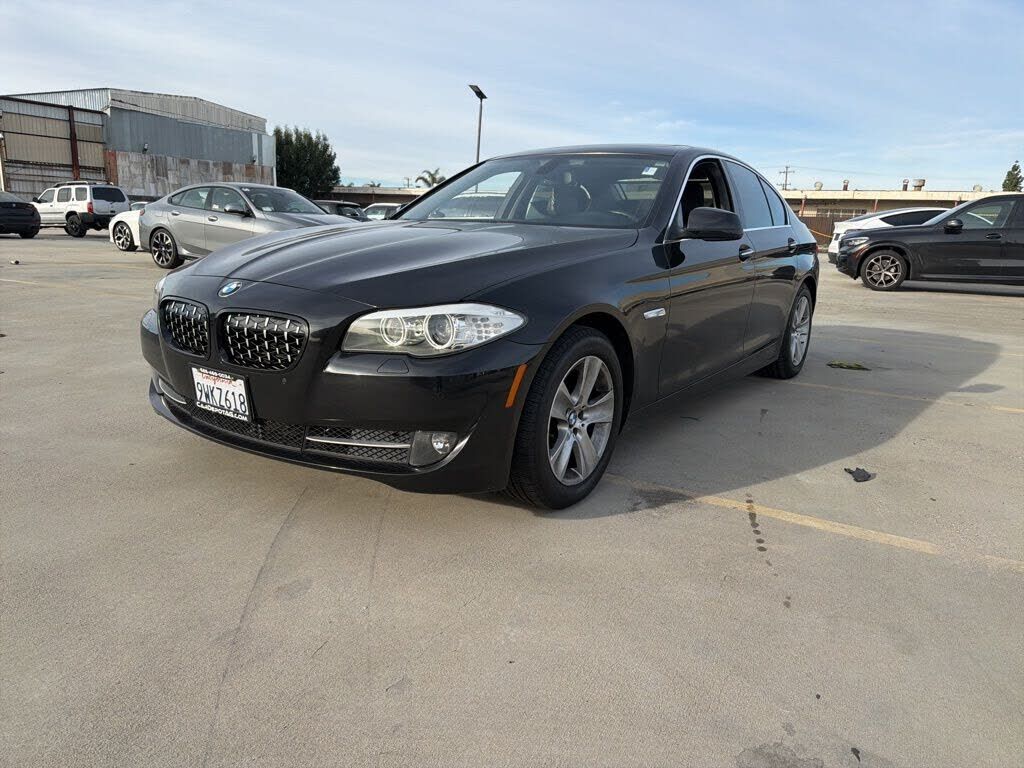 BMW 528i