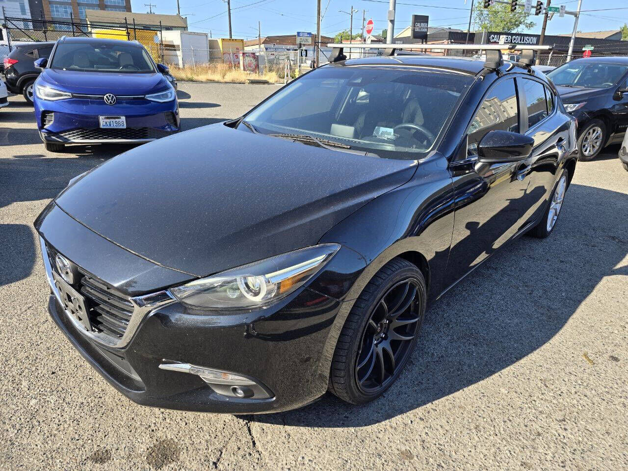 2017 MAZDA Mazda3