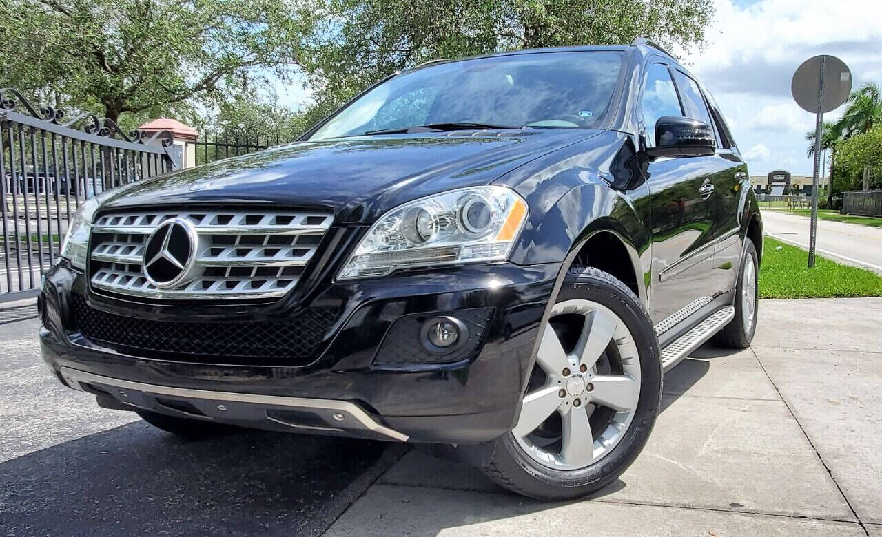 2011 MERCEDES-BENZ M-Class