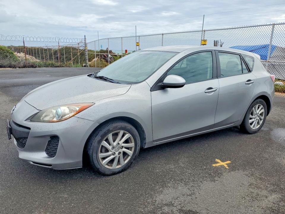 2012 MAZDA Mazda3