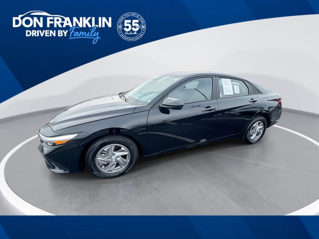 2024 HYUNDAI Elantra
