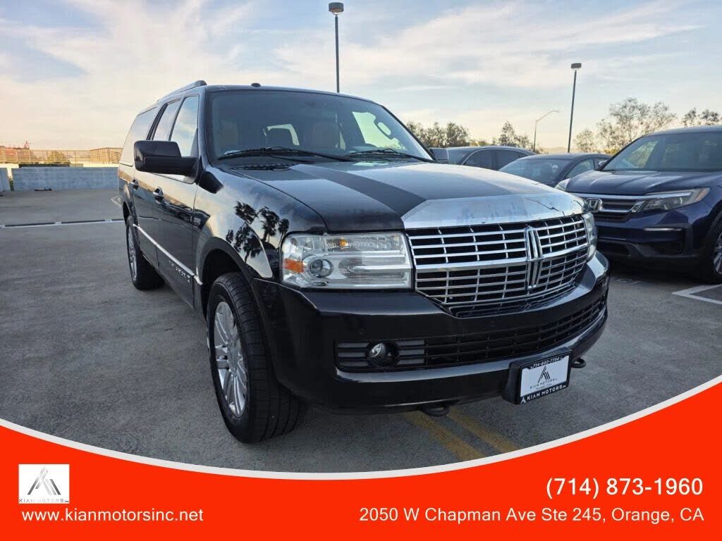2012 LINCOLN Navigator