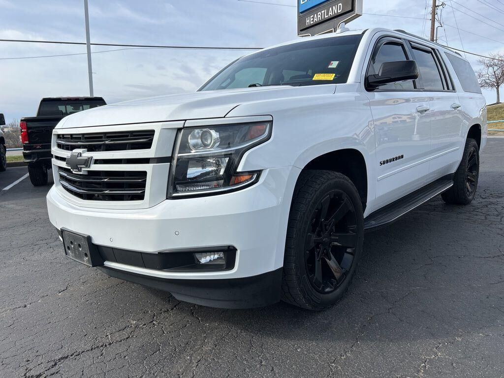 2019 CHEVROLET Suburban