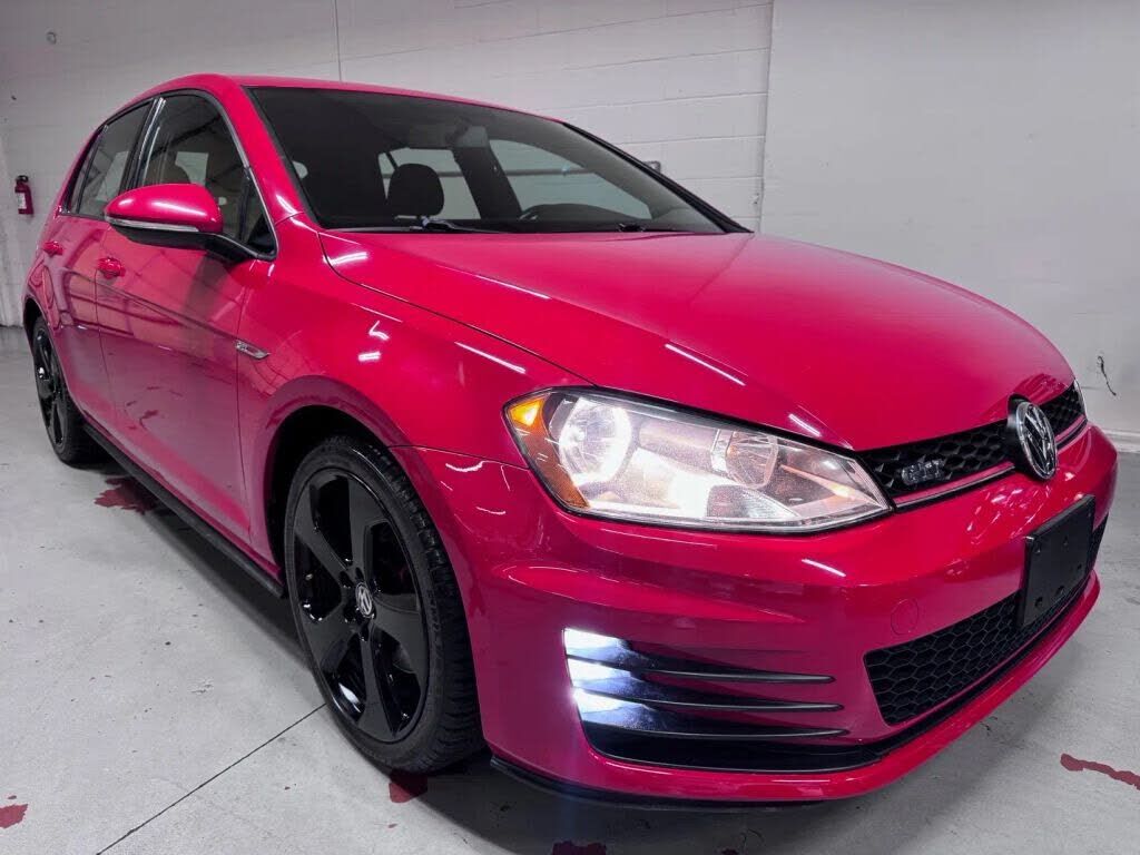 2017 VOLKSWAGEN Golf GTI