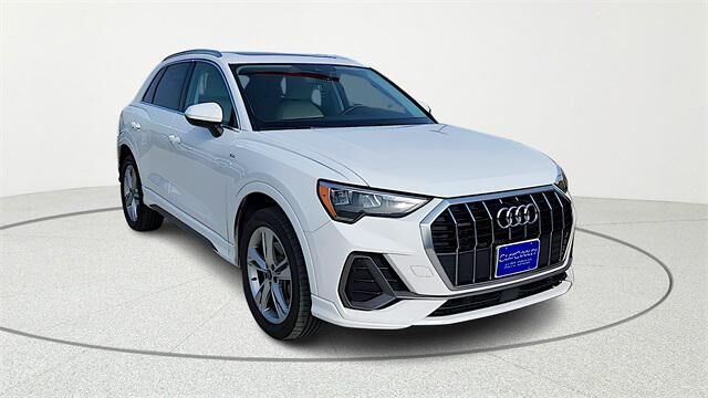 2022 AUDI Q3