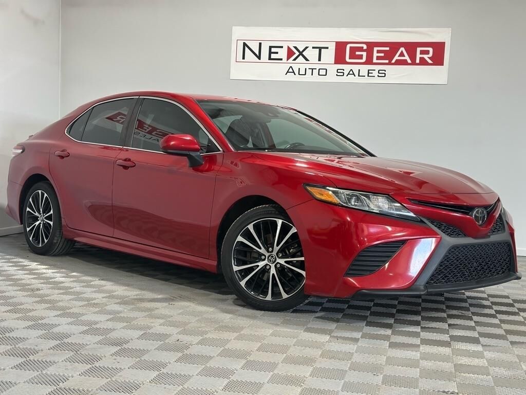 2020 TOYOTA Camry