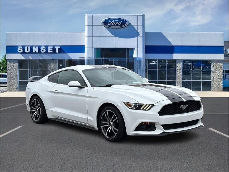 2017 FORD Mustang