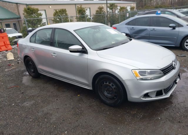 2012 VOLKSWAGEN Jetta