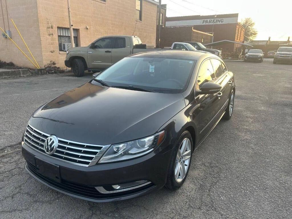 2013 VOLKSWAGEN Passat