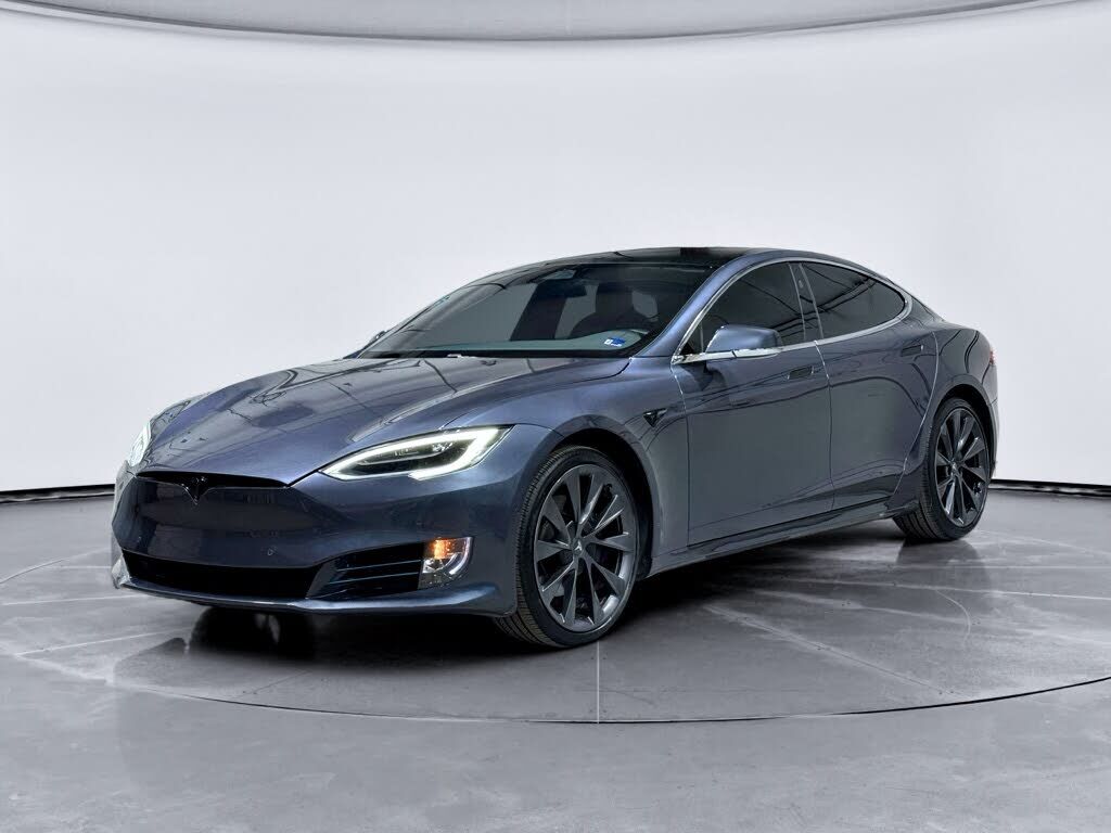 2020 TESLA Model S