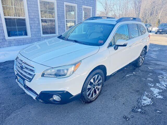 2016 SUBARU Outback