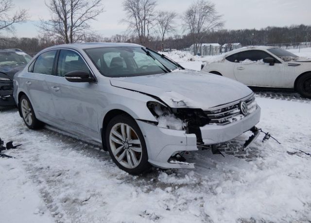 2016 VOLKSWAGEN Passat