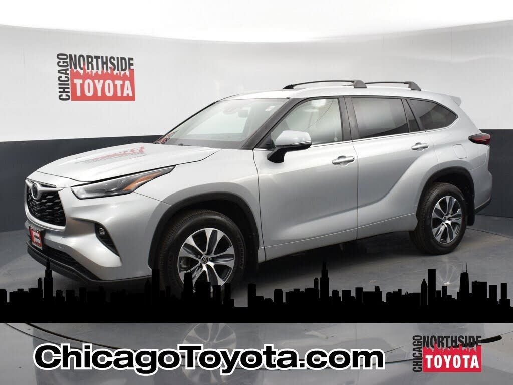 2024 TOYOTA Highlander