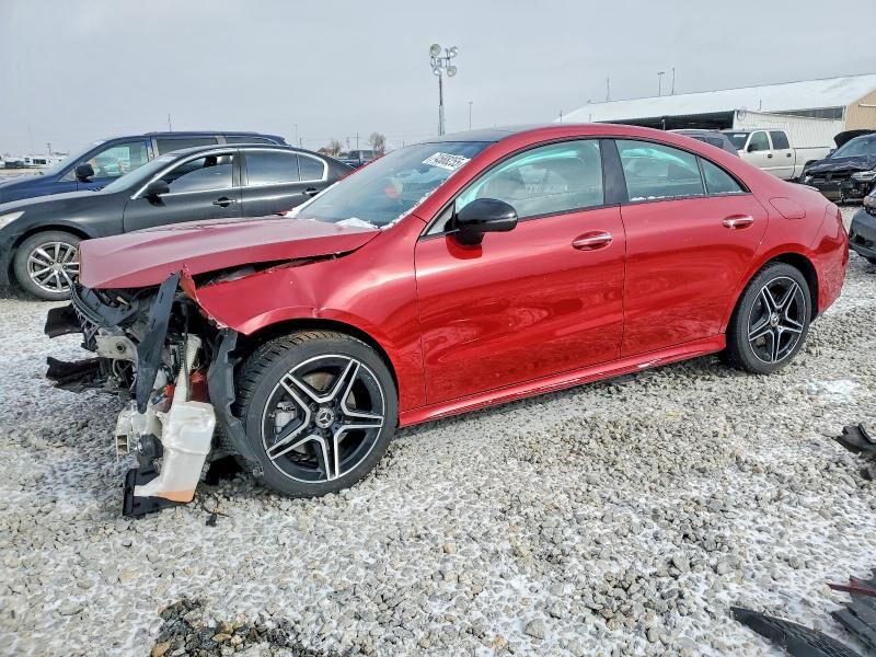 2021 MERCEDES-BENZ CLA-Class