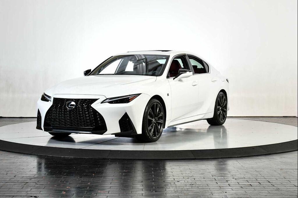 2024 LEXUS IS