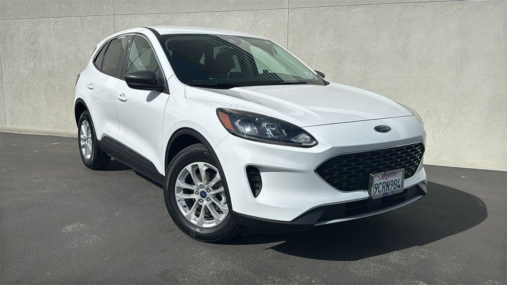 2022 FORD Escape
