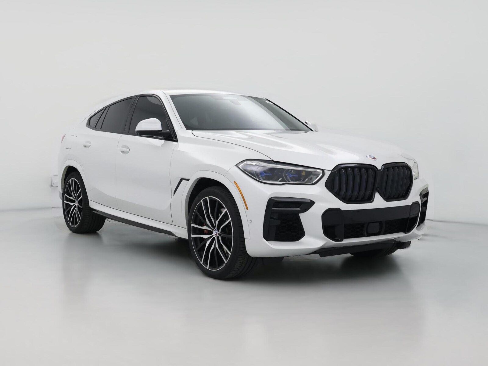 2022 BMW X6