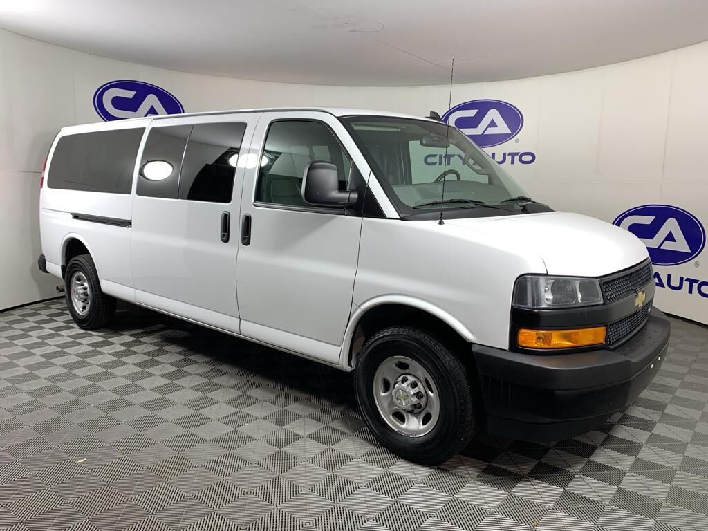 2023 CHEVROLET Express