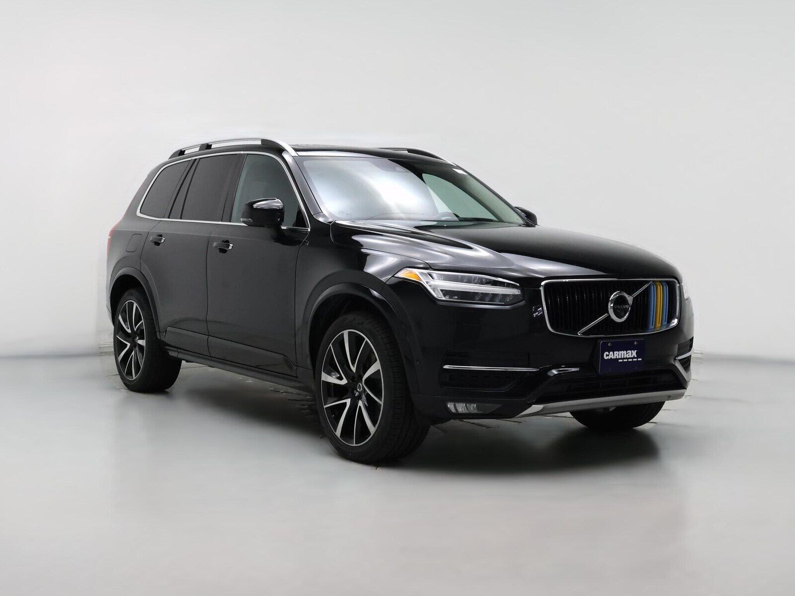 2019 VOLVO XC90