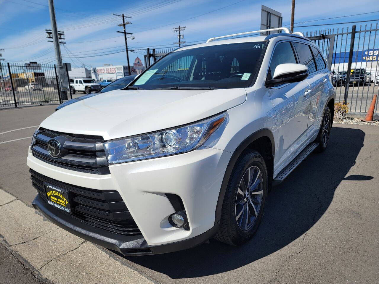 2017 TOYOTA Highlander