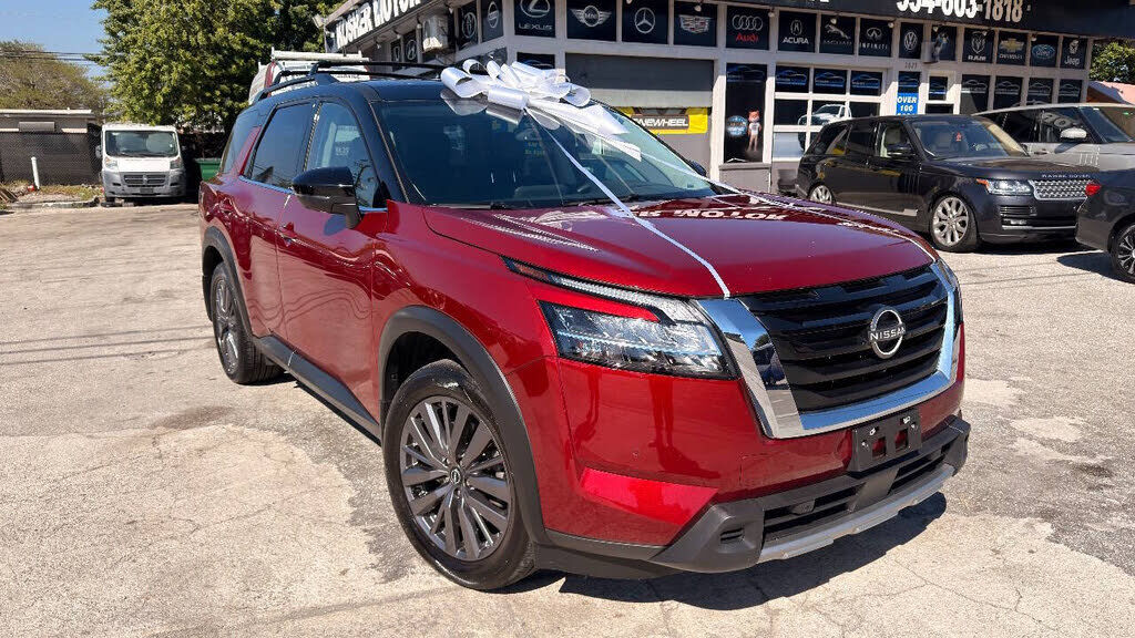 2023 NISSAN Pathfinder