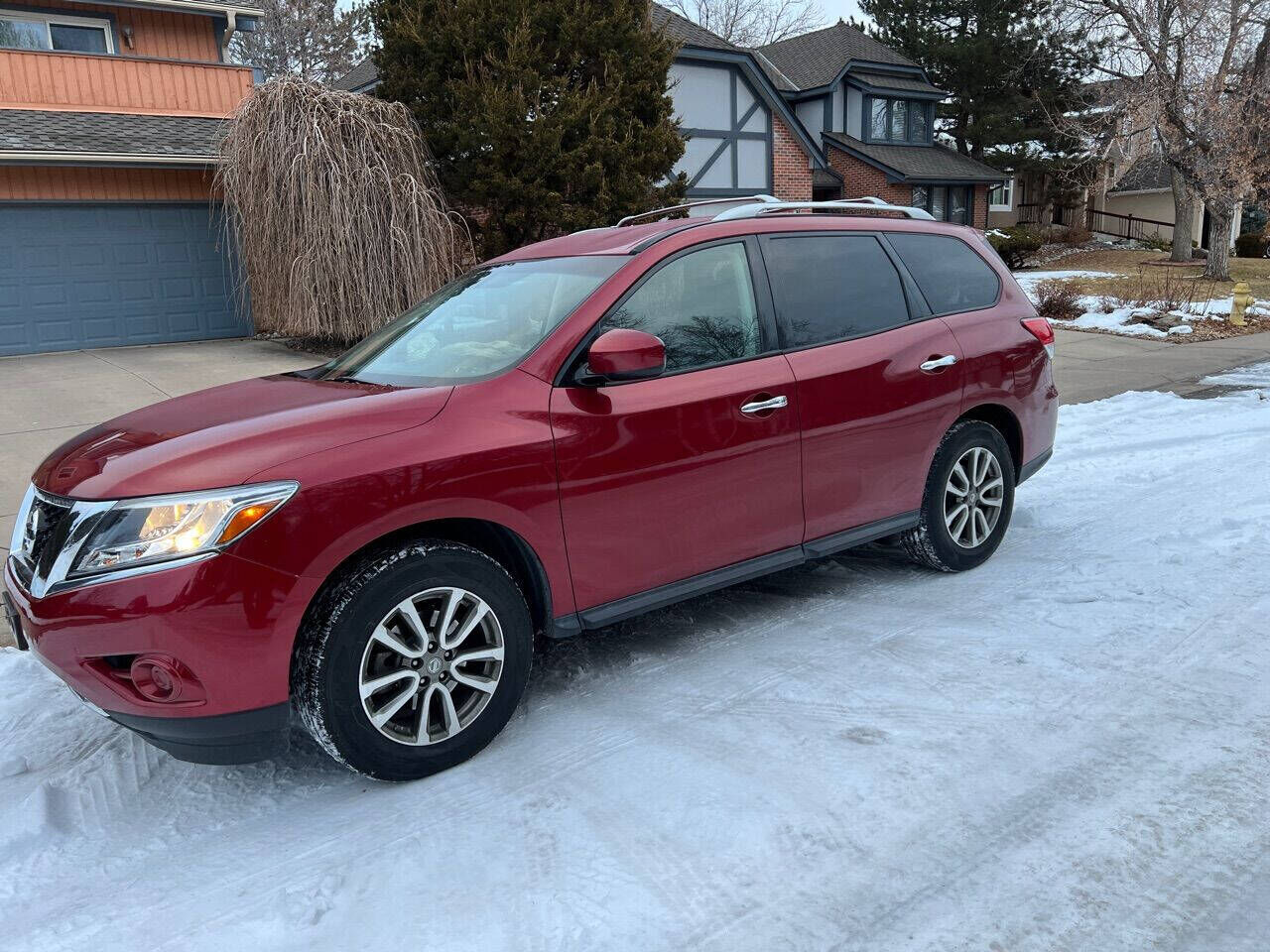 2014 NISSAN Pathfinder