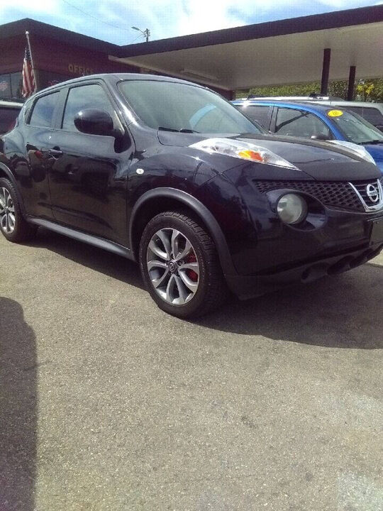 2011 NISSAN Juke
