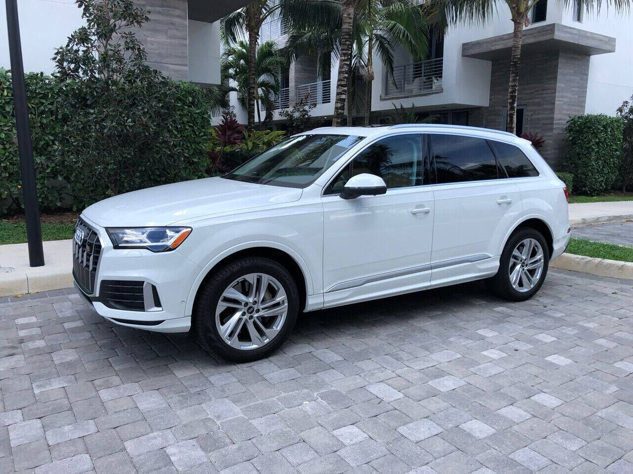 2021 AUDI Q7