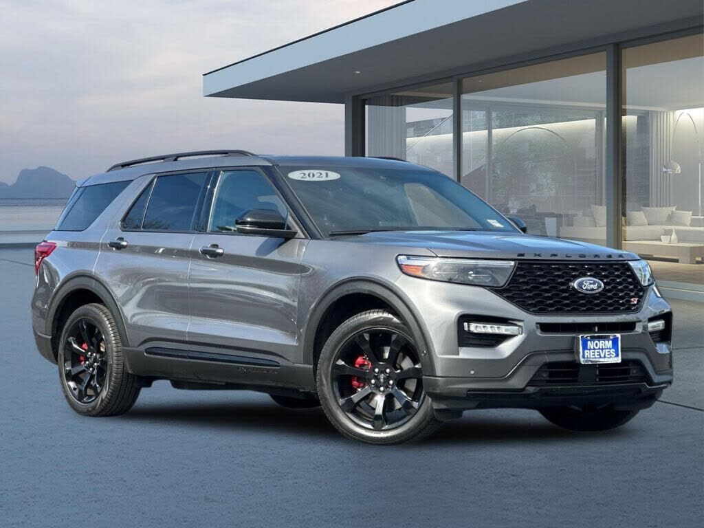 2021 FORD Explorer
