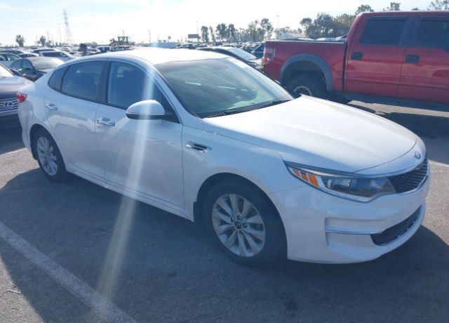 2018 KIA Optima