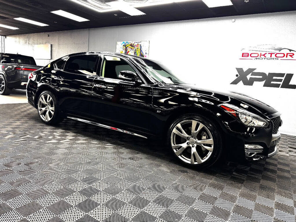 2015 INFINITI Q70L