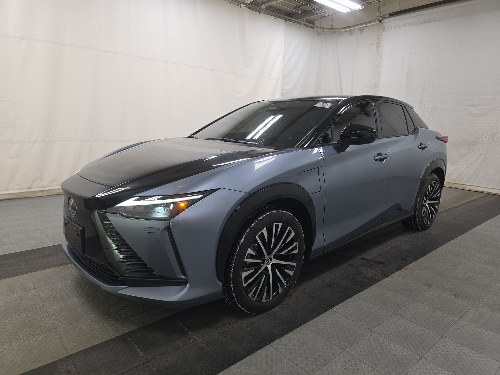 2023 LEXUS RZ 450e