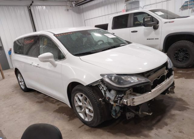 2019 CHRYSLER Pacifica