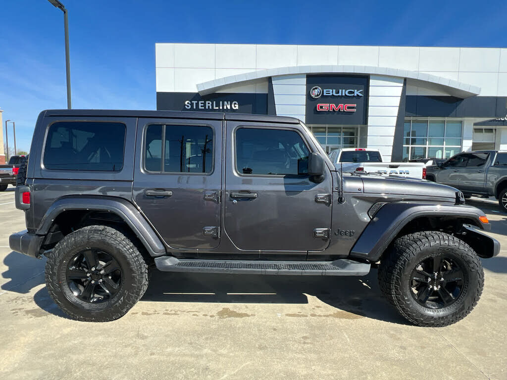 2022 JEEP Wrangler