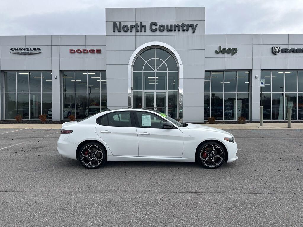 2024 ALFA ROMEO Giulia