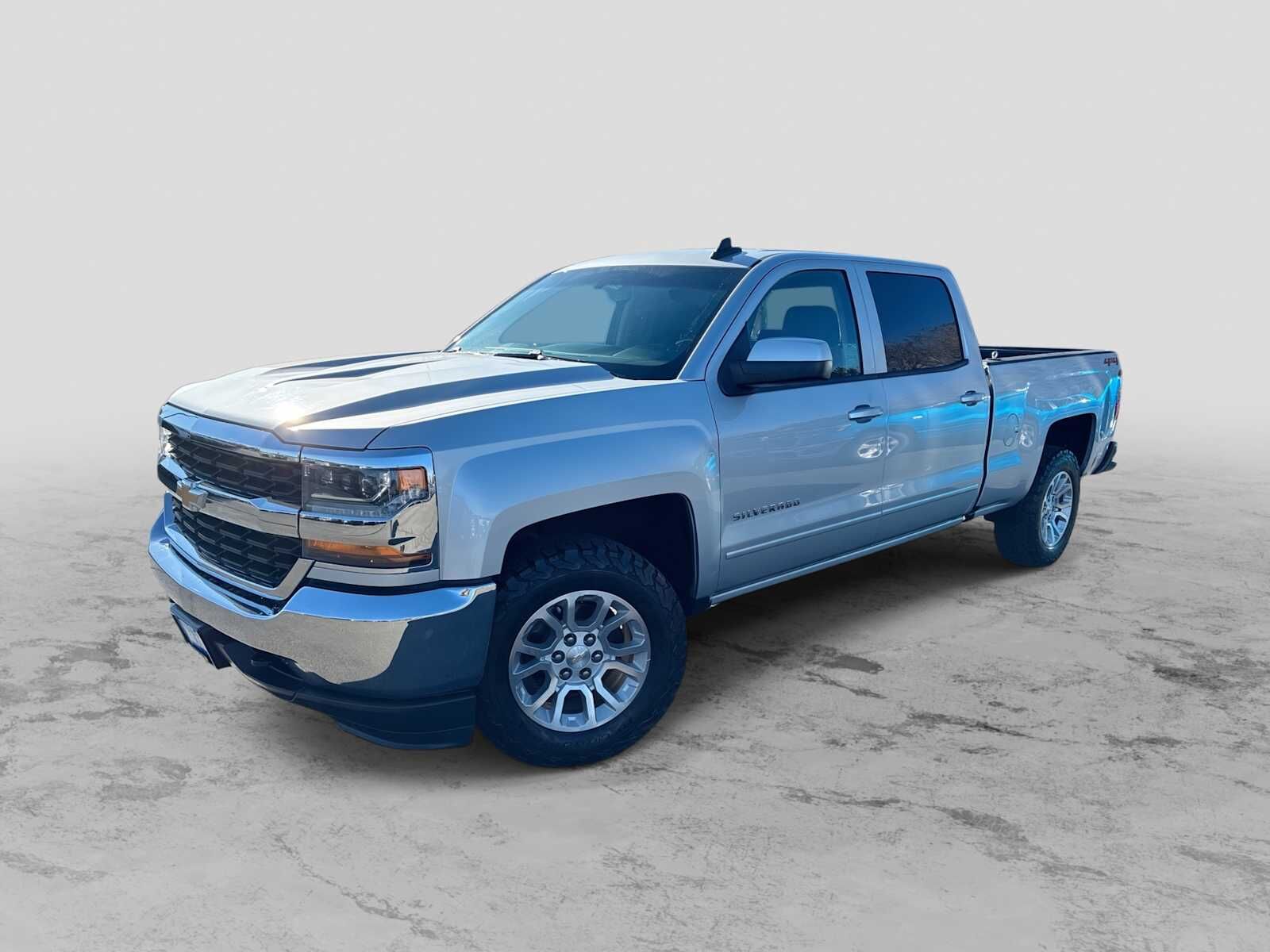 2018 CHEVROLET Silverado
