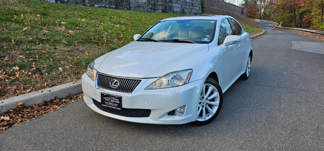2009 LEXUS IS