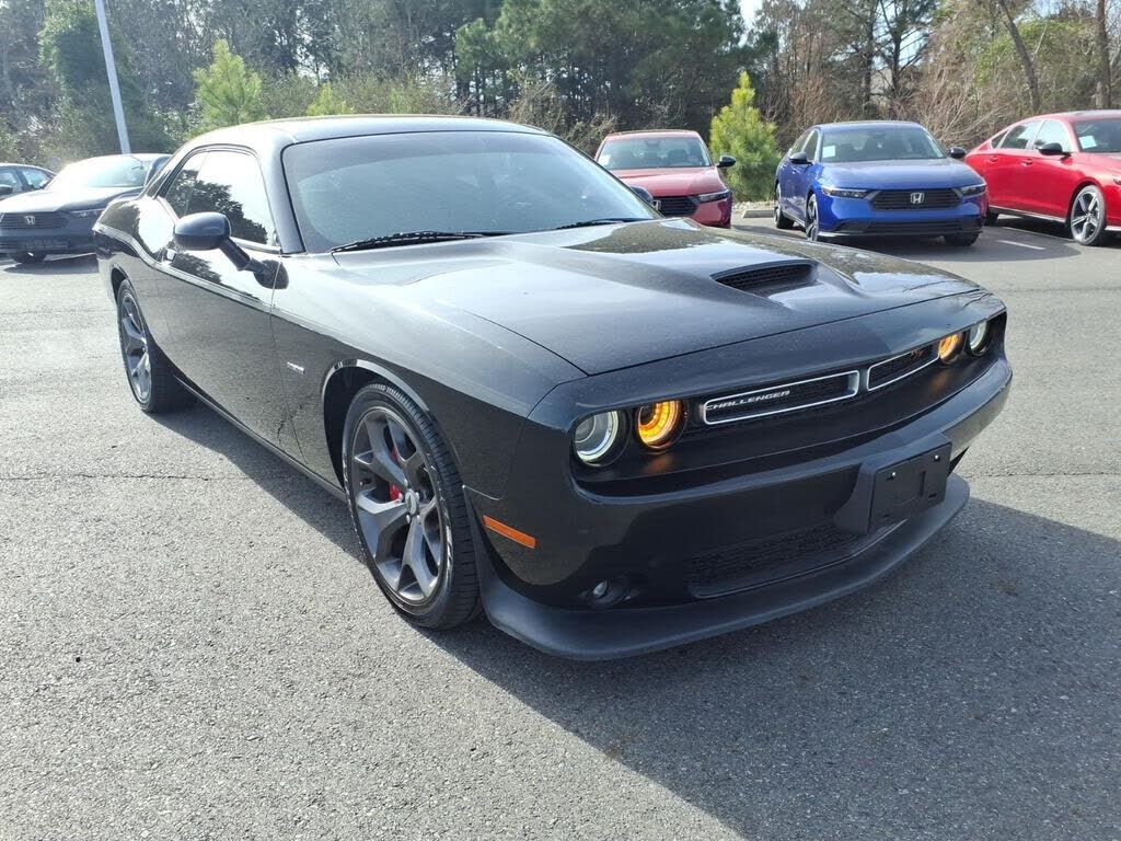 2019 DODGE Challenger