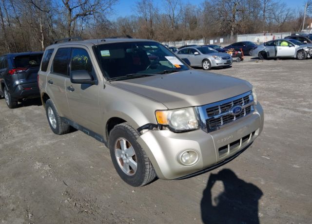 2011 FORD Escape