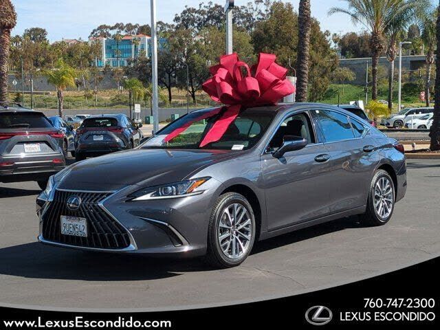 2025 LEXUS ES