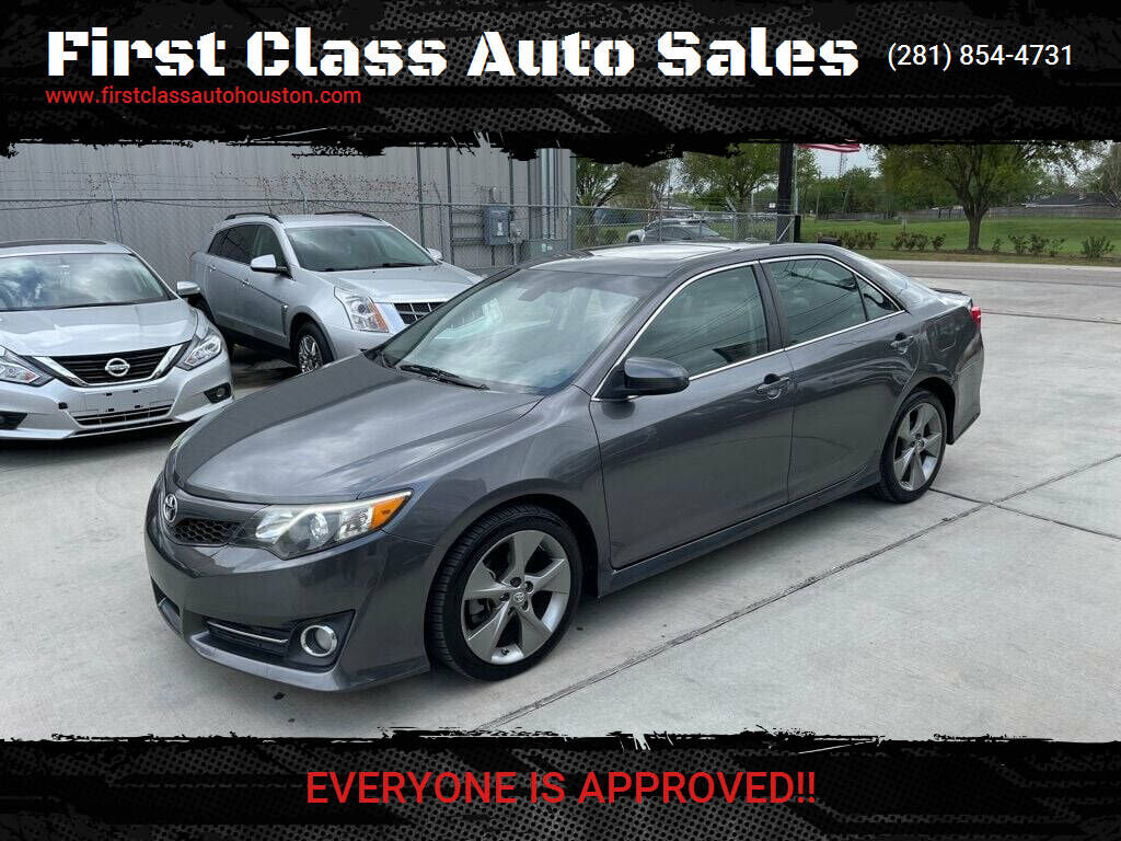 2014 TOYOTA Camry
