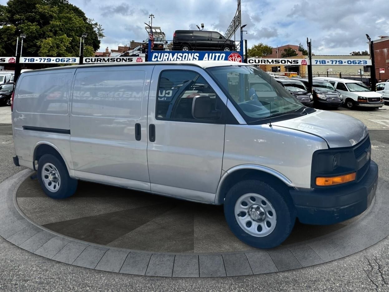 2010 CHEVROLET Express