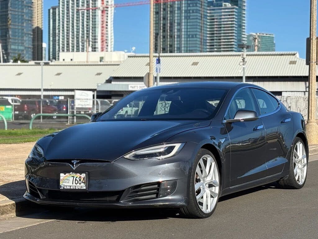 2016 TESLA Model S