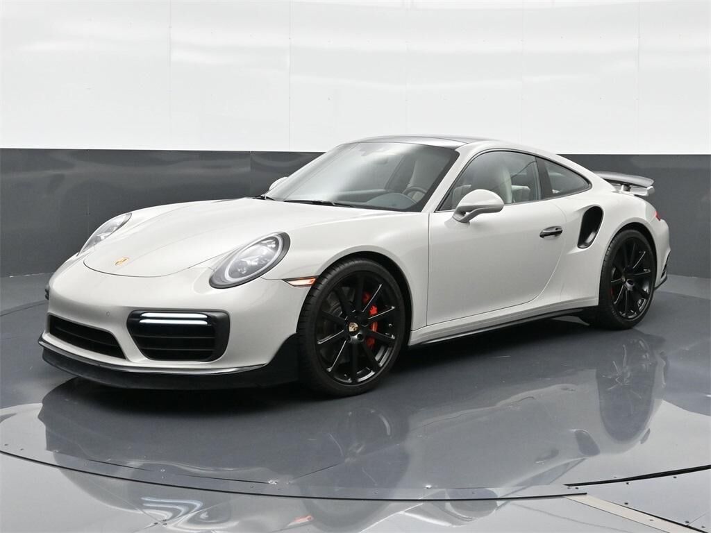 2019 PORSCHE 911